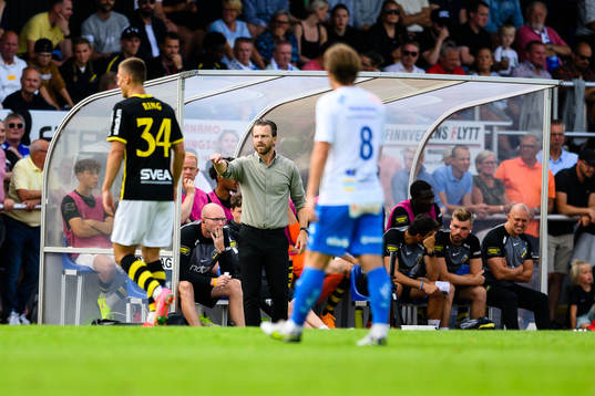 s tränare Bartosz Grzelak