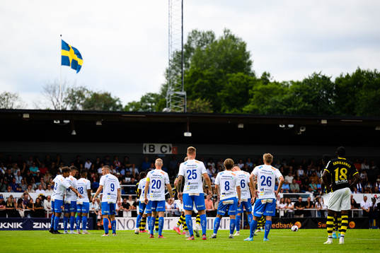 En frispark ska läggas