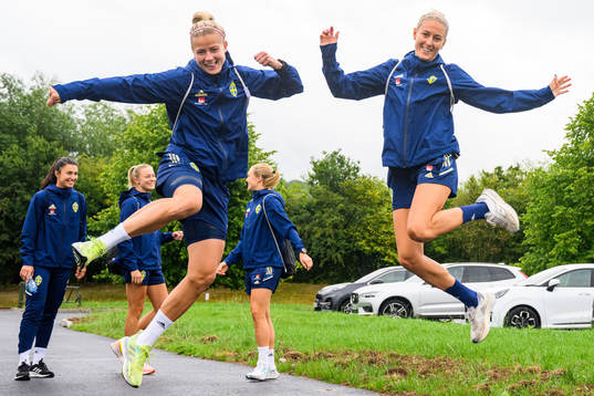 Hanna Glas and Emma Kullberg of the Swedish women's