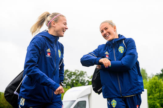 Hanna Glas and Emma Kullberg of the Swedish women's