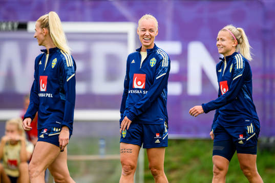 Sofia Jakobsson, Caroline Seger and Hanna Glas of the