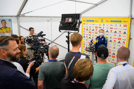 Goalkeeper Hedvig Lindahl of the Swedish women's national