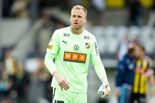 Häckens målvakt Peter Abrahamsson deppar