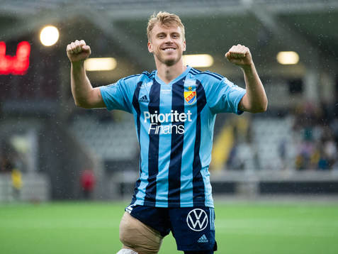 Djurgårdens Rasmus Schüller jublar