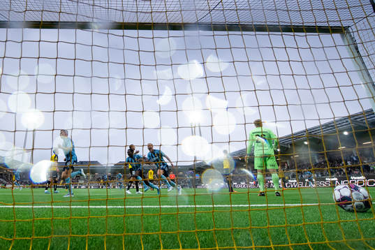 Djurgårdens Elias Andersson jublar