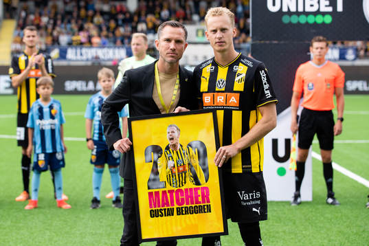 Häckens Gustav Berggren uppmärksammas för 200 spelade