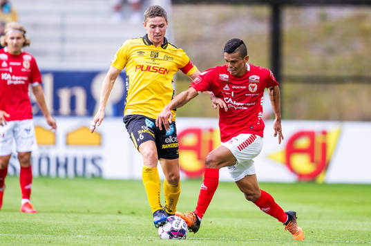 Elfsborgs André Ibsen Rømer och Kalmars Romario Pereira