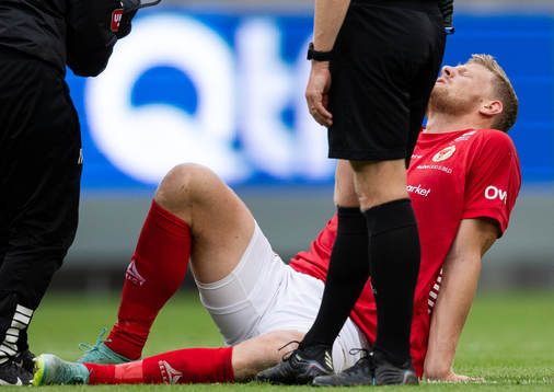 Kalmars Lars Saetra har ont hunder fotbollsmatchen i