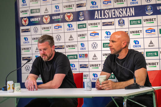 Elfsborgs manager Jimmy Thelin och Kalmars tränare Henrik