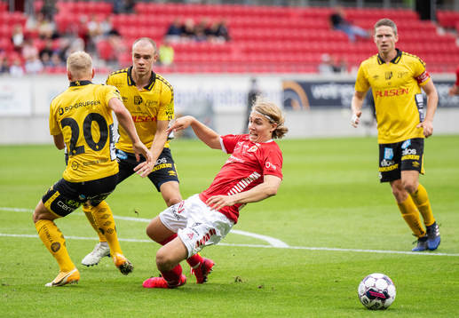 Elfsborgs Simon Strand och Kalmars Sebastian Nanasi