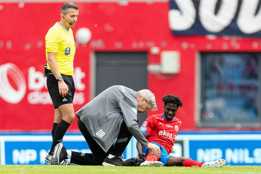 Helsingborgs Benjamin Acquah får vård