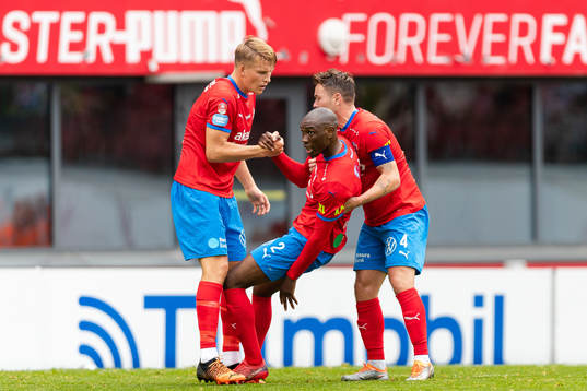 Helsingborgs Casper Widell , Ravy Tsouka-Dozi och Viljormur