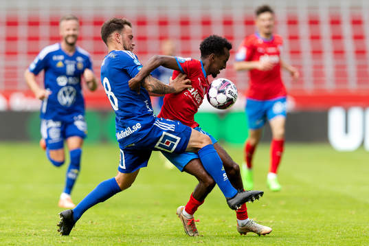 GIF Sundsvalls Pontus Silfwer och Helsingborgs Taha Ali