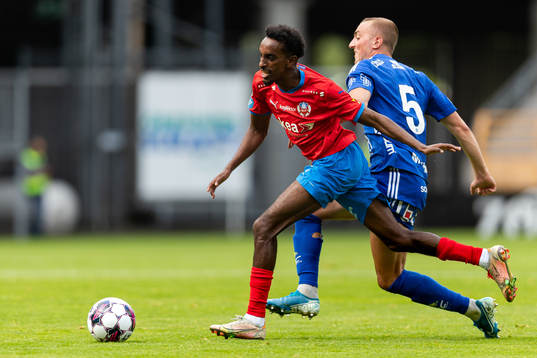 Helsingborgs Taha Ali och och GIF Sundsvalls Dennis Olsson