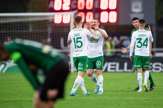 Hammarbys Pavle Vagic, Simon Sandberg jublar