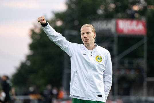 Hammarbys Gustav Ludwigson jublar