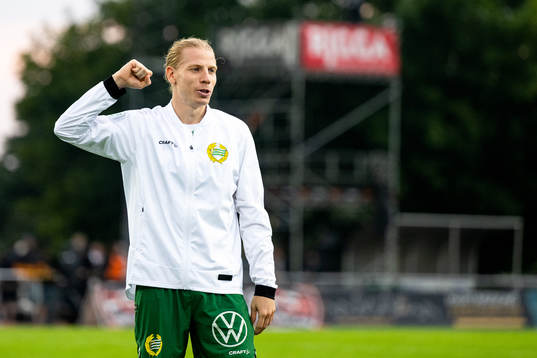 Hammarbys Gustav Ludwigson jublar