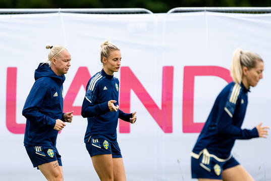 Caroline Seger and Nathalie Björn of the Swedish women's