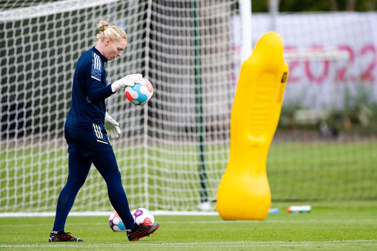 Goalkeeper Hedvig Lindahl of the Swedish women's national