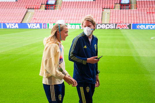 Magdalena Eriksson and Fredrik Madestam, press officer of