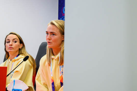 Kosovare Asllani and Magdalena Eriksson of the Swedish