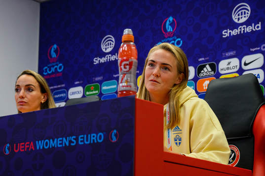 Kosovare Asllani and Magdalena Eriksson of the Swedish