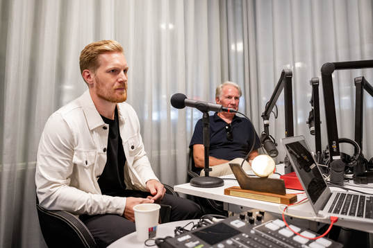 Gabriel Landeskog tilldelas Guldpucken