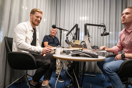 Gabriel Landeskog tilldelas Guldpucken
