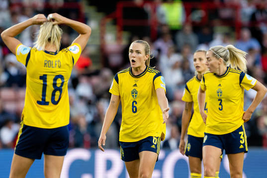 Fridolina Rolfö , Magdalena Eriksson, Nathalie Björn and