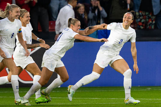 Lucy Bronze of England celebrates the 2-0 goal