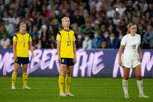 Caroline Seger of Sweden and Georgia Stanway of England