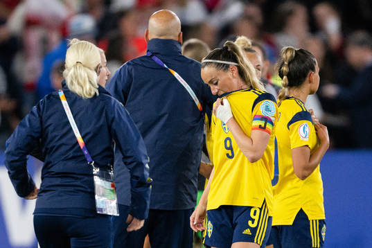 Kosovare Asllani of Sweden looks dejected