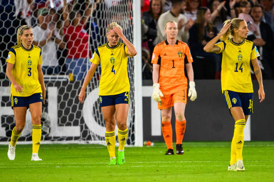 Linda Sembrant, Hanna Glas, goalkeeper Hedvig Lindahl and