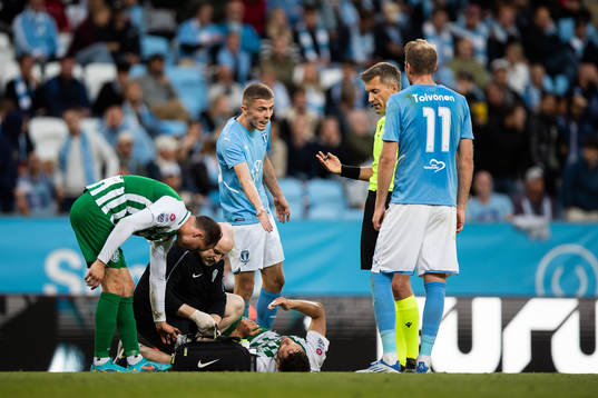 Patriot Sejdiu of Malmö FF reacts