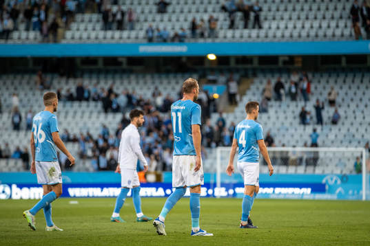 Patriot Sejdiu, Ola Toivonen and Niklas Moisander of Malmö