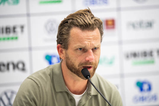 Bartosz Grzelak, head coach of AIK