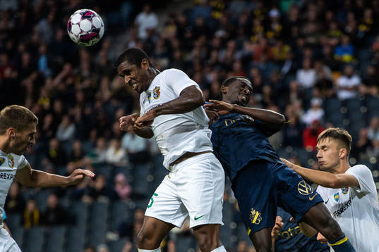 Najeeb Yakubu of Vorskla Poltava and Collins Lusaka