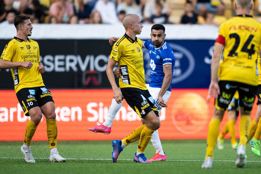 Etzaz Hussain of Molde