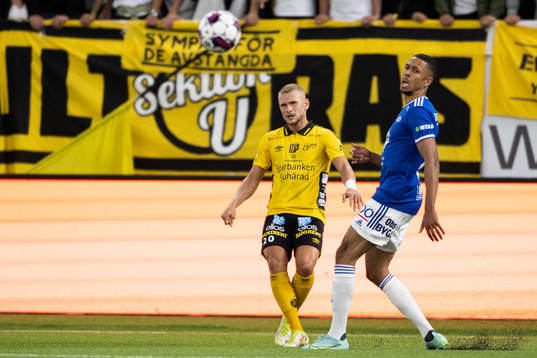 Simon Strand of Elfsborg and Mathis Bolly of Molde