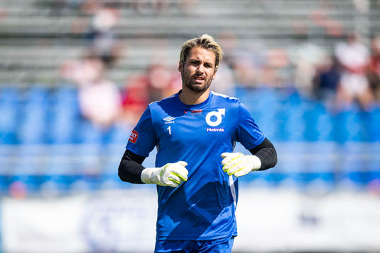 Degerfors målvakt Alfie Malik Whiteman