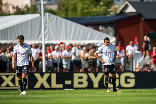 Kalmars Romario Pereira Sipiao deppar