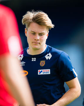 Ulrik Syversen of Aalesund warms up