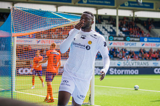 Victor Okoh Boniface of Bodø/Glimt celebrates