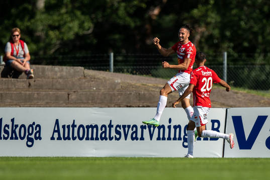 Degerfors Dijan Vukojevic jublar