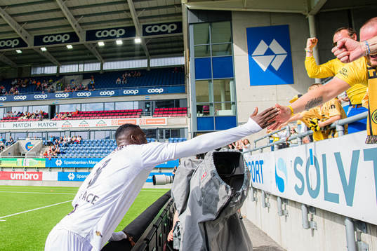 Victor Okoh Boniface of Bodø/Glimt celebrates