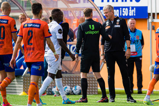 Lars Arne Nilsen, head coach of Aalesund, reacts