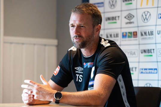 Degerfors tränare Tobias Solberg