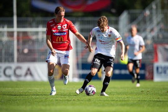 Degerfors Adam Carlen och Kalmars Oliver Berg