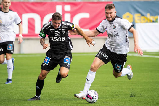 Brages André Reinholdsson och Örebros Axel Oskar