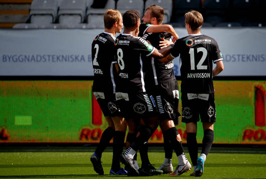 Brage Niklas Söderberg gör 0-2 och jublar